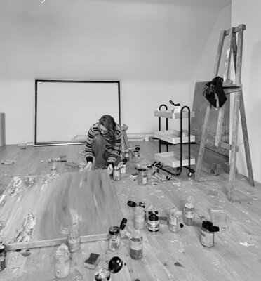 Anniek Cornelissen in de studio