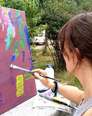 Michaela Schmid en el estudio: Bei der Arbeit