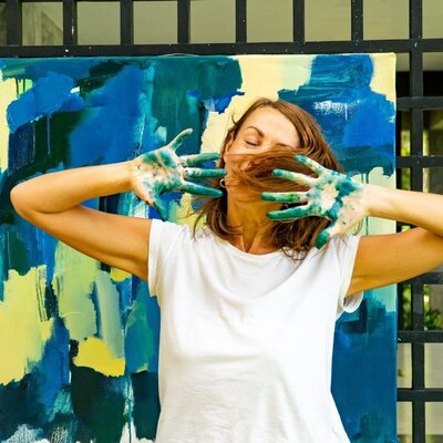 Ana Saut in de studio