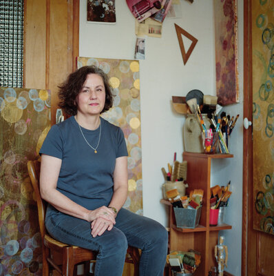 CACHAM Catherine Champeyrol nello studio: Dans l'atelier corrézien