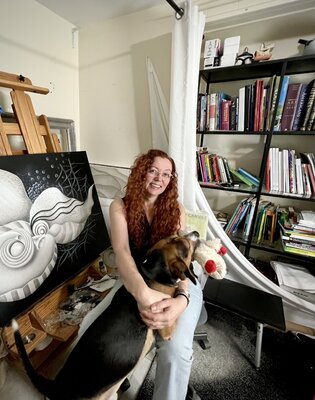 Irina Howard nello studio