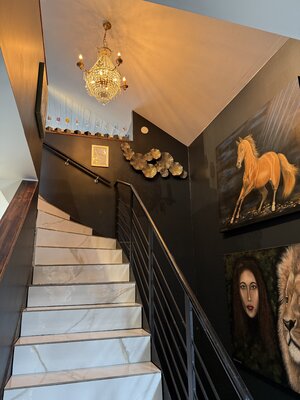 Mariann Haukaas im Studio: Welcome to 2nd. floor in my gallery!