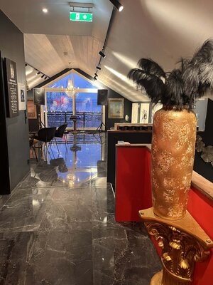 Mariann Haukaas nello studio: In my gallery