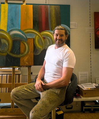 Patrick Hochleitner im Studio: Im Atelier "Lebenslinien"