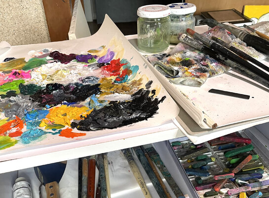 Hirofumi Miyauchi (Andecian) in de studio: Oil painting supplies