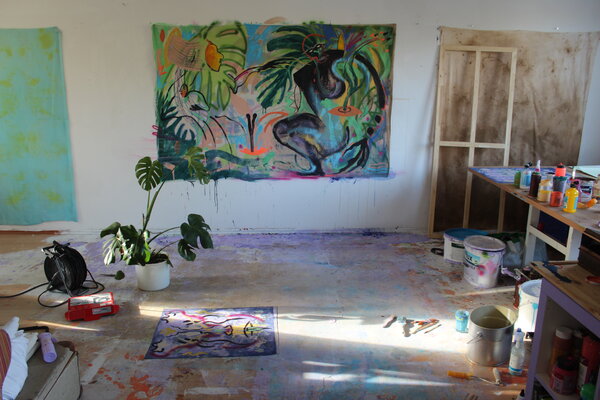 Livia Schneider Painter im Studio: Studio view after collaborative painting session with Artist Alexandra Wendorff