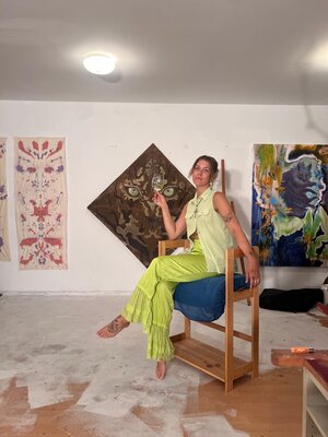 Livia Schneider Painter im Studio: Livia Von Namibia in Studio 2025