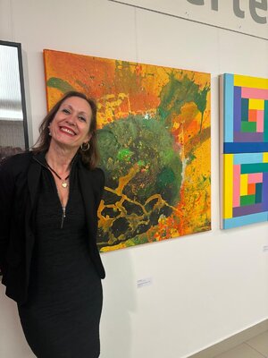 Allegra Wagner nello studio: Künstlerhofschau im Steiermarkhof 2025