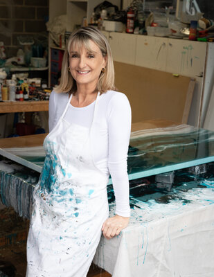 Martine Vanderspuy nello studio
