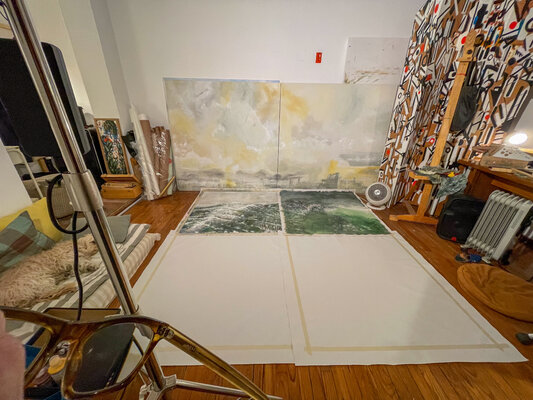 Begoña Colomar in de studio: New studio, A Wonder And A Light leaning on the background, procceeding with A Silence from Above