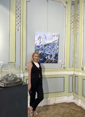 Ulyana Korol in the Studio: Painting “Silence knows all the secrets” exhibited in the art project “In the Land of Silence” during the 60’th Venice Biennale