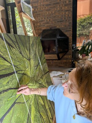 Mollier-Rousseau Sophie in the Studio: En pleine action