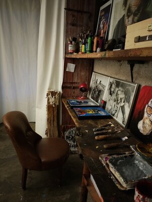 Stefano Cattai in the Studio: Scavare nel superfluo per trovare la sostanza, gli strumenti sono pronti.