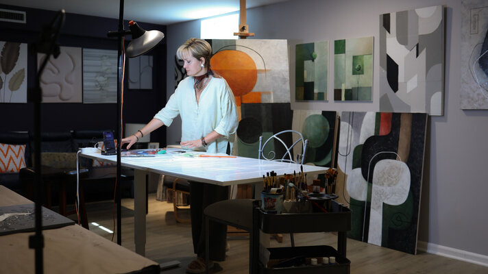 Tori Grin dans le studio
