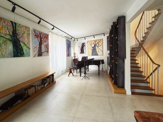 Jie Wang im Studio: Atelier de Jie WANG (salle de concert)