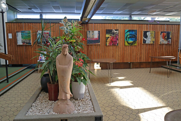 Dale Voelker in de studio: 2022 Solo Show – Altadena, CA