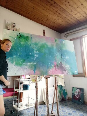 Petra Kaindel in the Studio