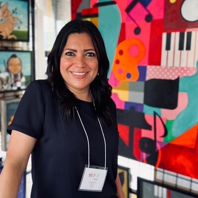 Ilaamen Pelshaw in the Studio: At the Omaha Summer Art Festival 2022