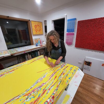Julee Latimer im Studio
