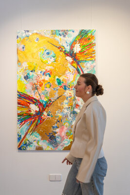 Lina Redford in de studio: Solo exhibition Abundance in Baes Gallery, Mallorca