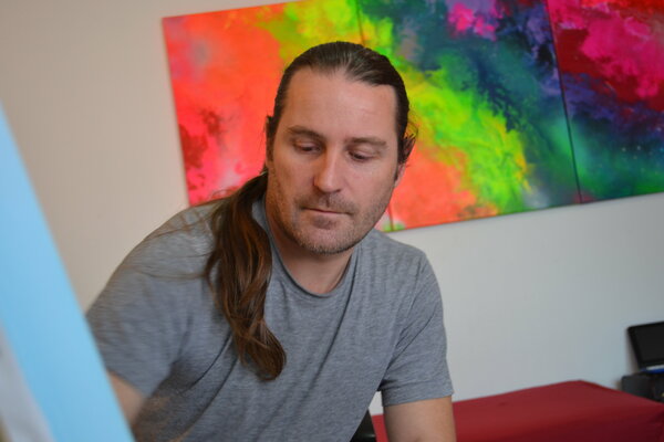 Tiberiu Soos en el estudio