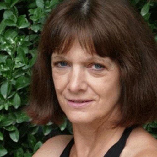 Segui Eva Schmidt su Singulart