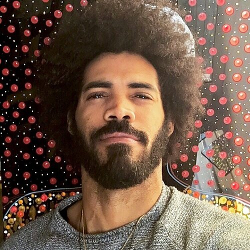 Follow Yermine Richardson on Singulart