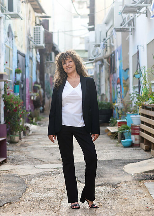 Einat Lev Ari en Singulart