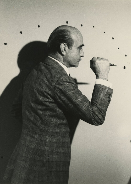 Lucio Fontana