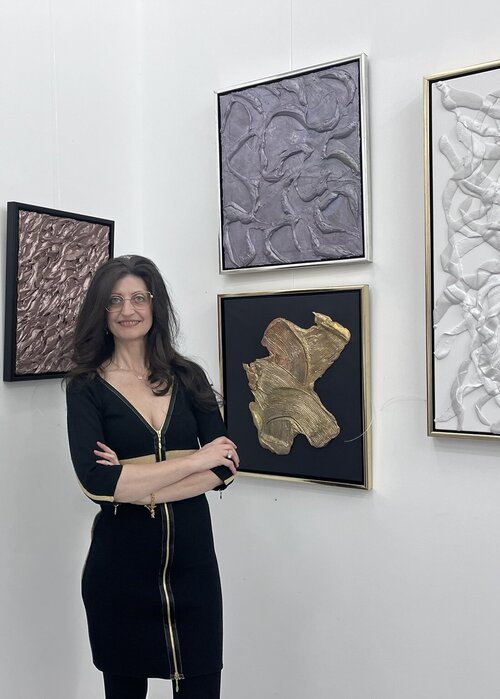 Cristina Adria auf Singulart