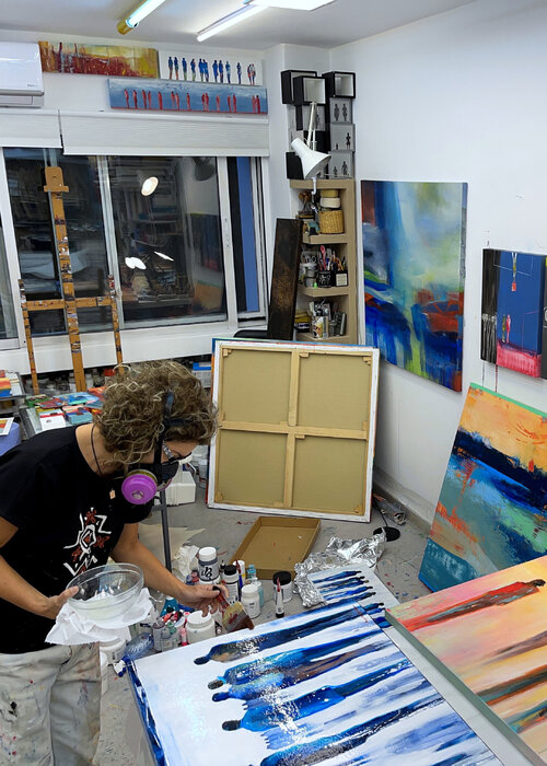 Margarita Lypiridou on Singulart