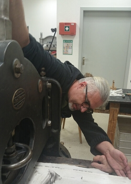 Georg Perakis "Stukart" on Singulart