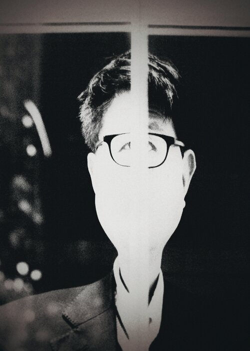 Hua Huang su Singulart