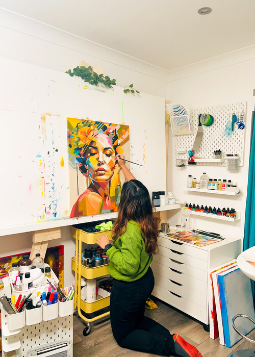 Geethu Chandramohan auf Singulart