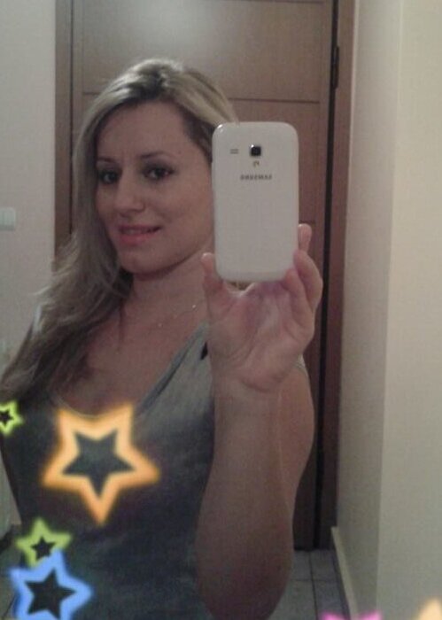 Maria Doudouli auf Singulart