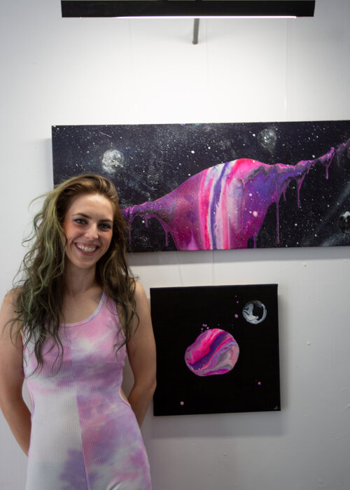 Anna Frieda Kuzaj auf Singulart