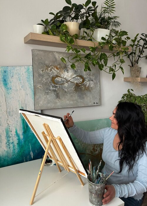 Martina Hubáčková su Singulart