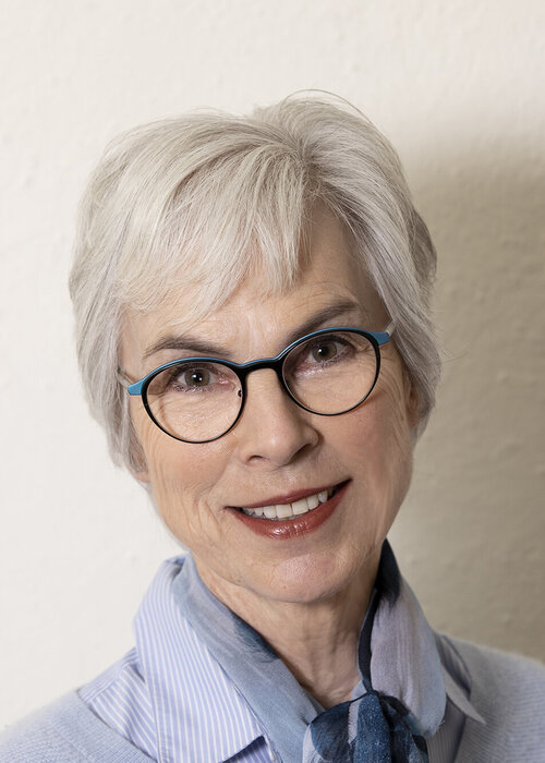 Kate Lloyd auf Singulart
