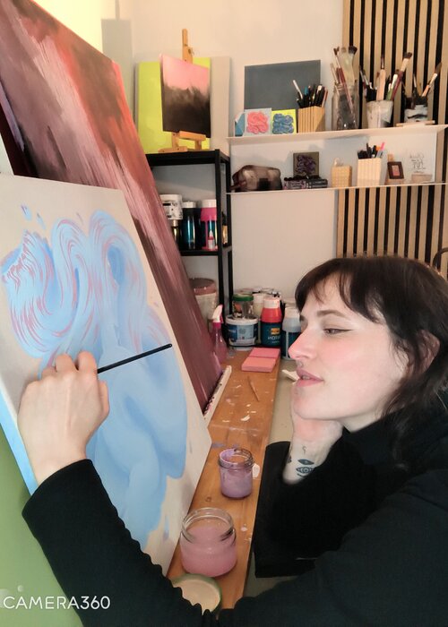 Leonie Ogroske on Singulart