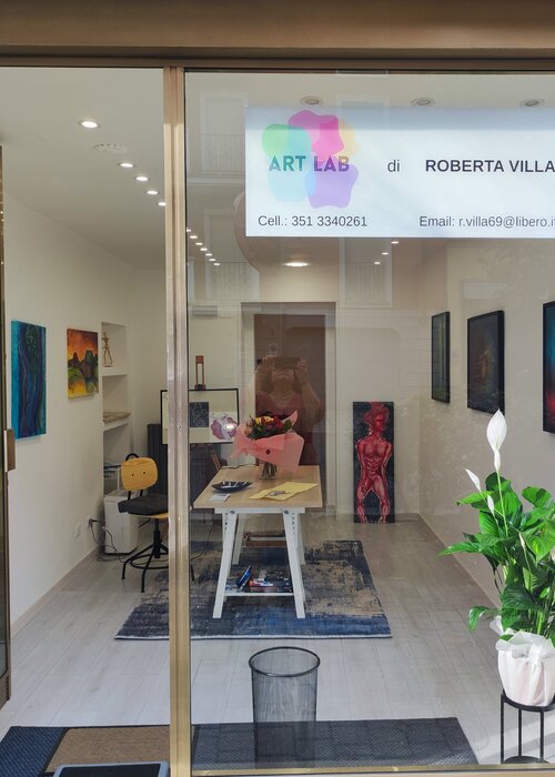 Roberta Villa on Singulart