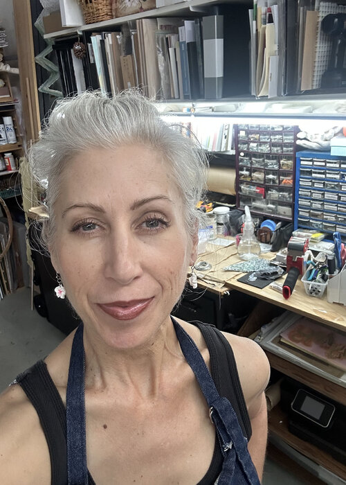 Amy Vialpando auf Singulart