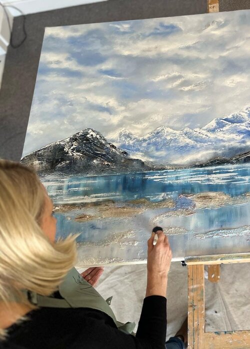Laura Longhurst on Singulart