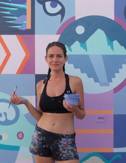 Folgen Sie Hannah Perry Saucier auf Singulart