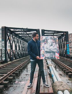 Volg RS Artist op Singulart