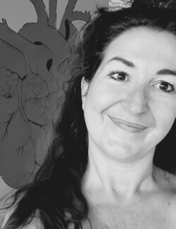 Segui Suzanne Domenech su Singulart
