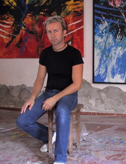 Volg Mirko Cavalli op Singulart