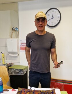 Volg Savas Deli op Singulart