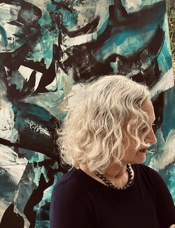 Follow Kristina Lembke on Singulart