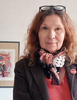 Volg VALERIE CYMBALISTA op Singulart