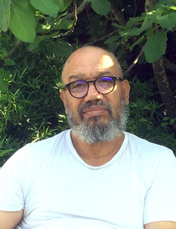 Volg Youssef Amghar op Singulart